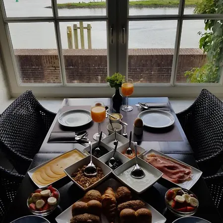 Bed and breakfast Waar Maas En Waal Woudrichem